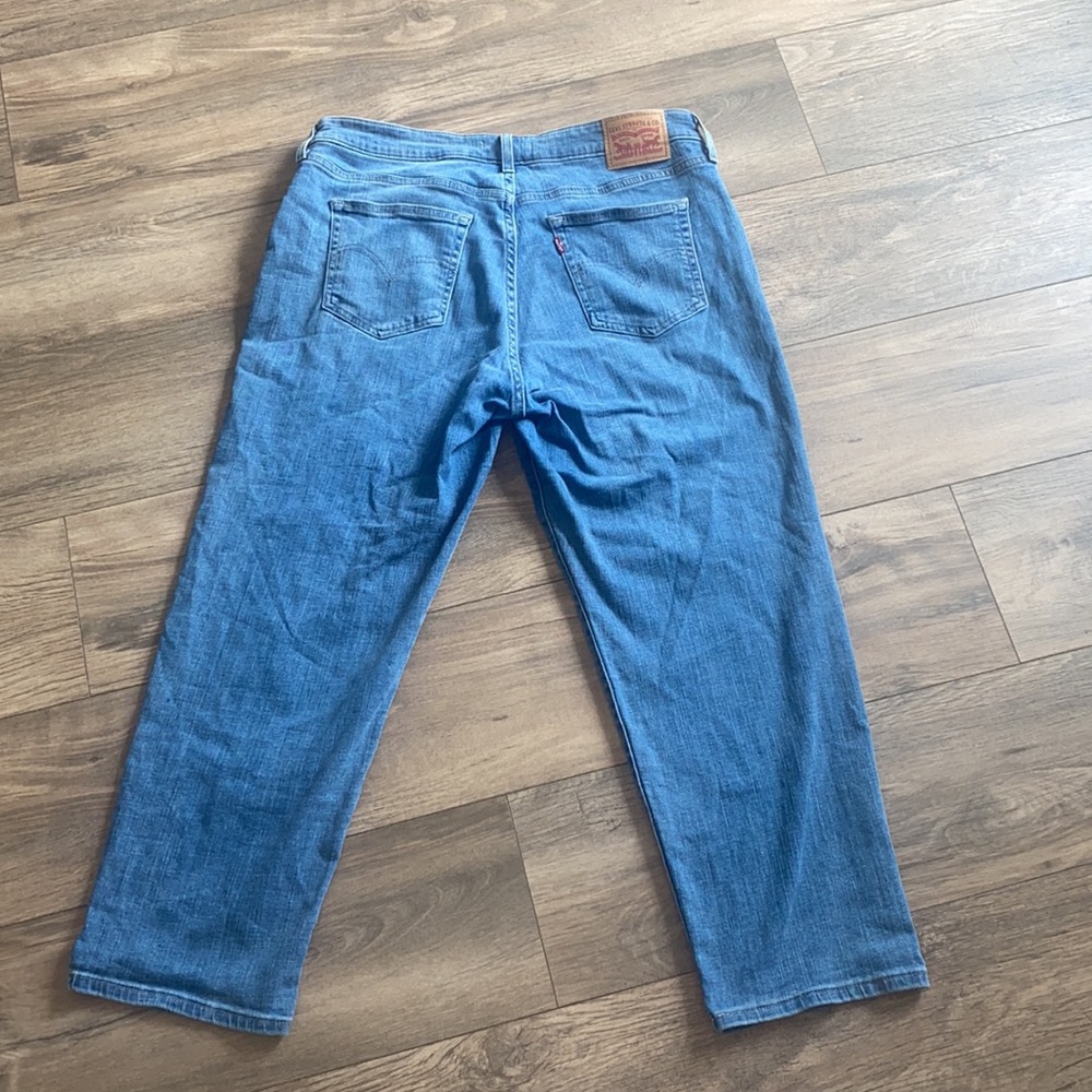 Levi’s boyfriend jeans size 16W. Worn once! - Picture 4 of 5